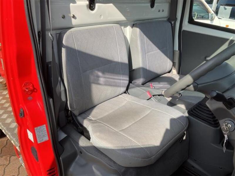 MINICAB TRUCK