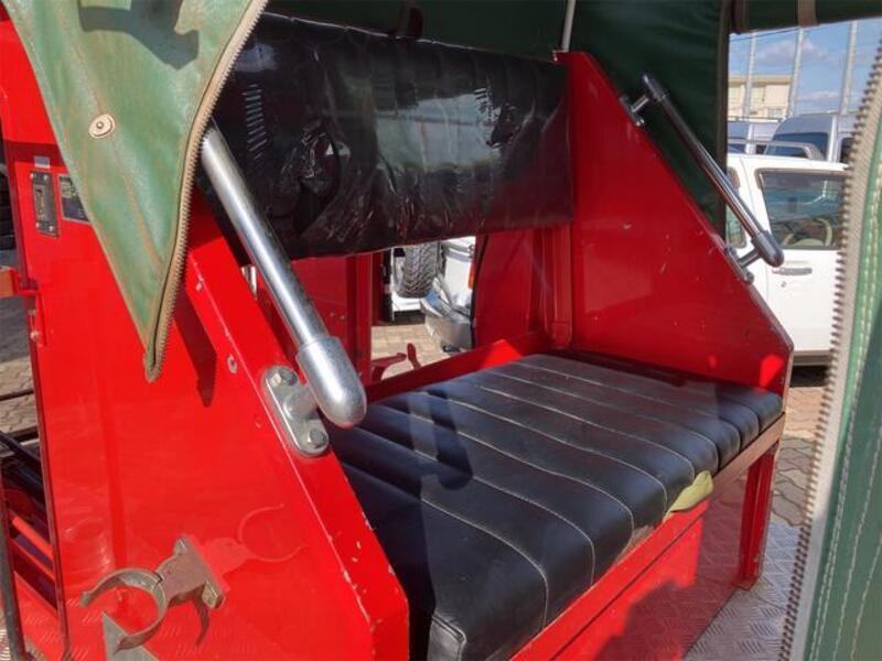MINICAB TRUCK