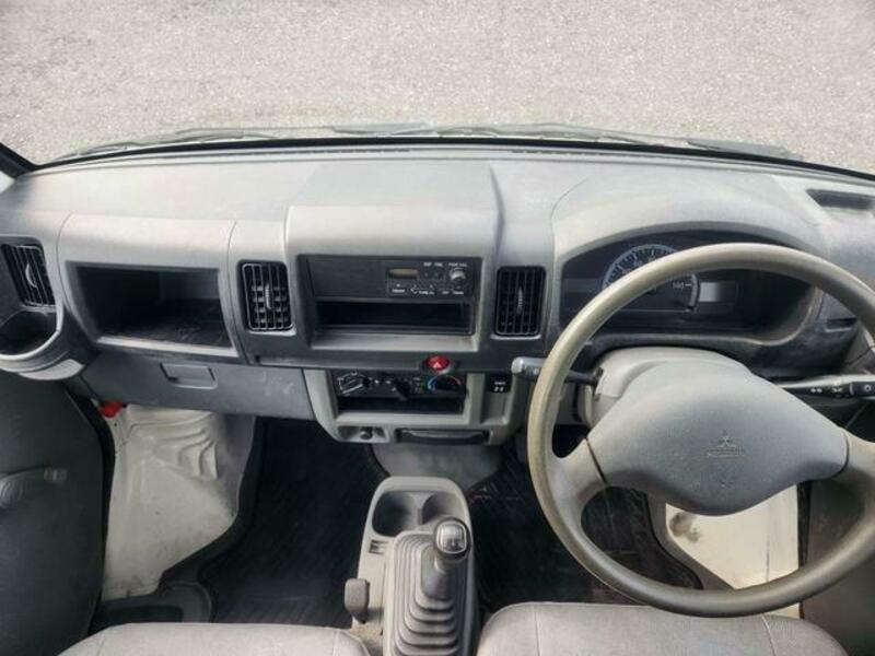 MINICAB TRUCK