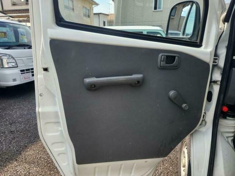 MINICAB TRUCK