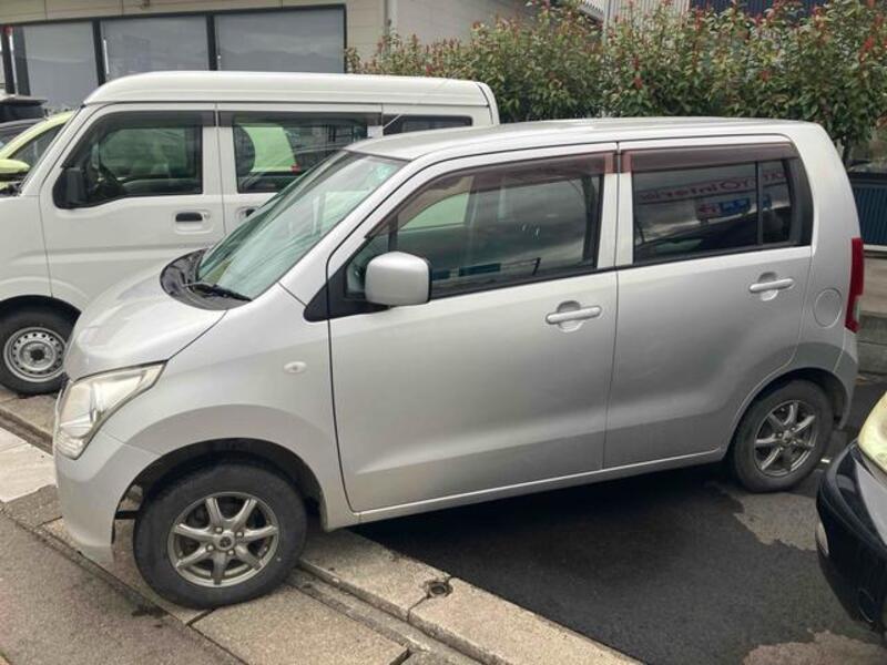 WAGON R