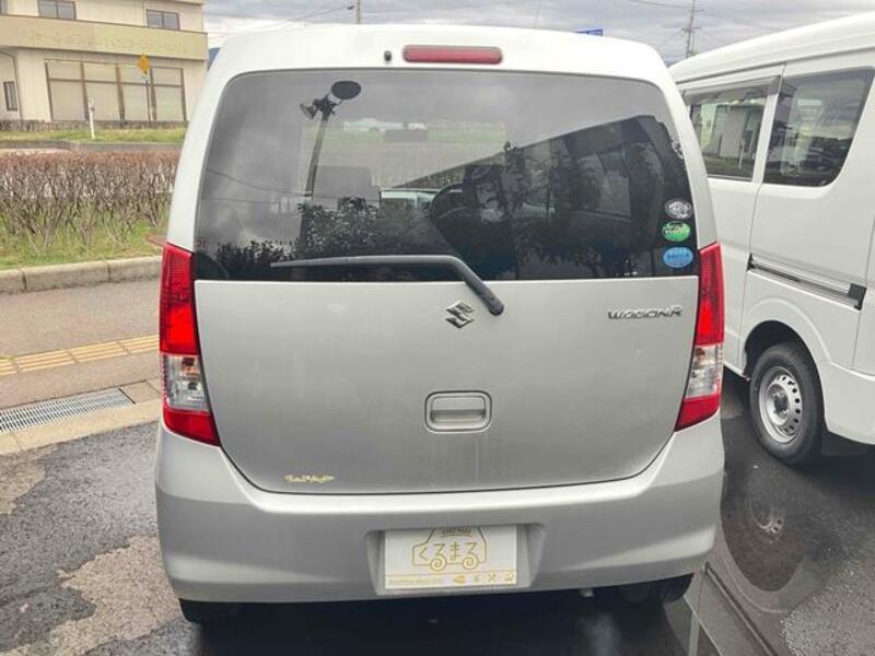 WAGON R