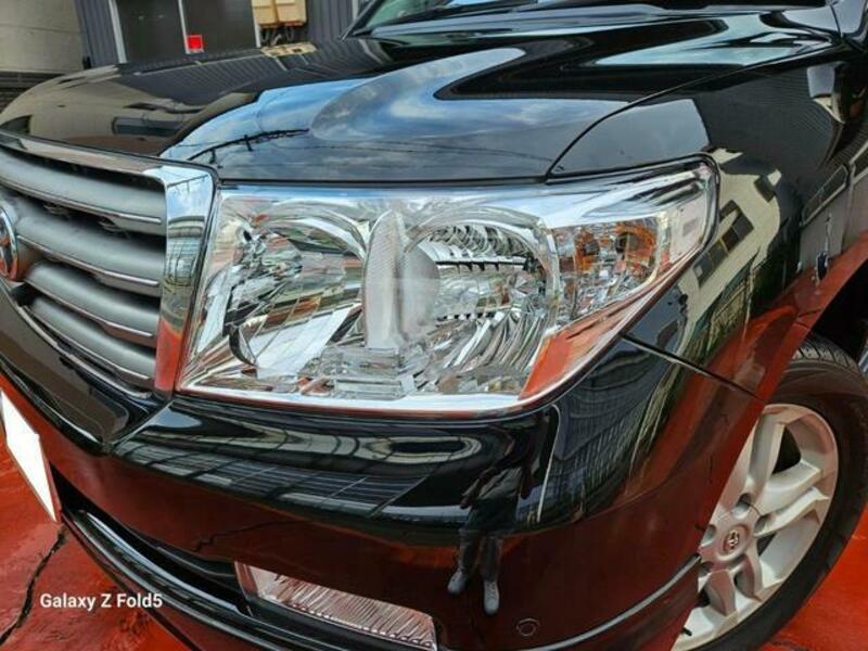 LAND CRUISER