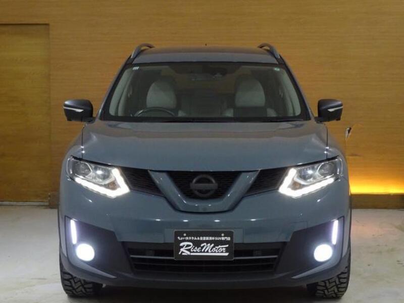 X-TRAIL