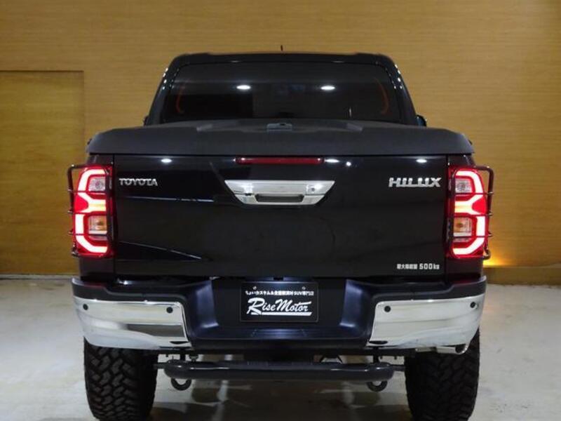 HILUX