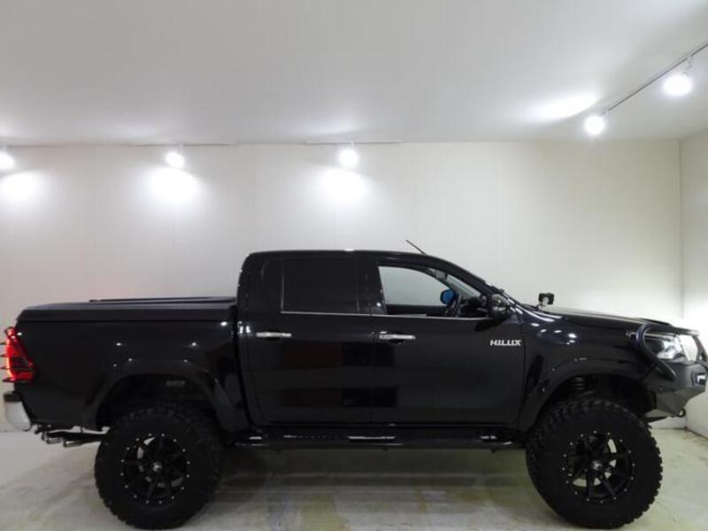 HILUX