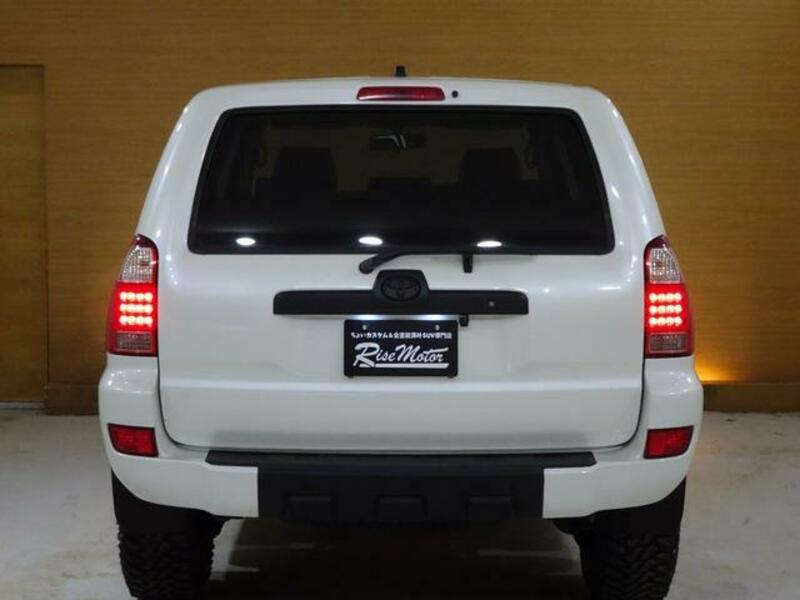 HILUX SURF
