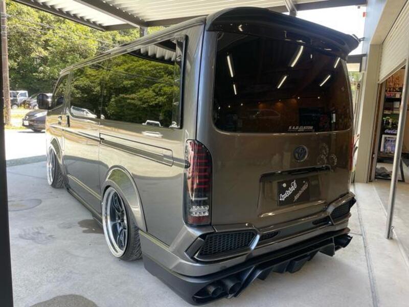 HIACE VAN