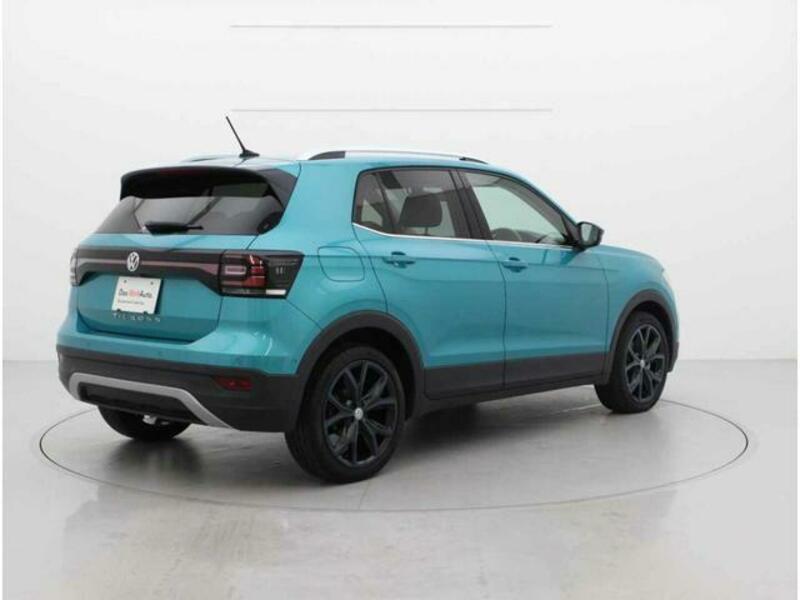 T CROSS