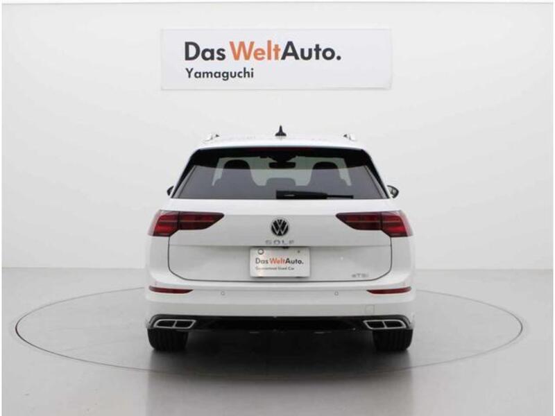GOLF VARIANT