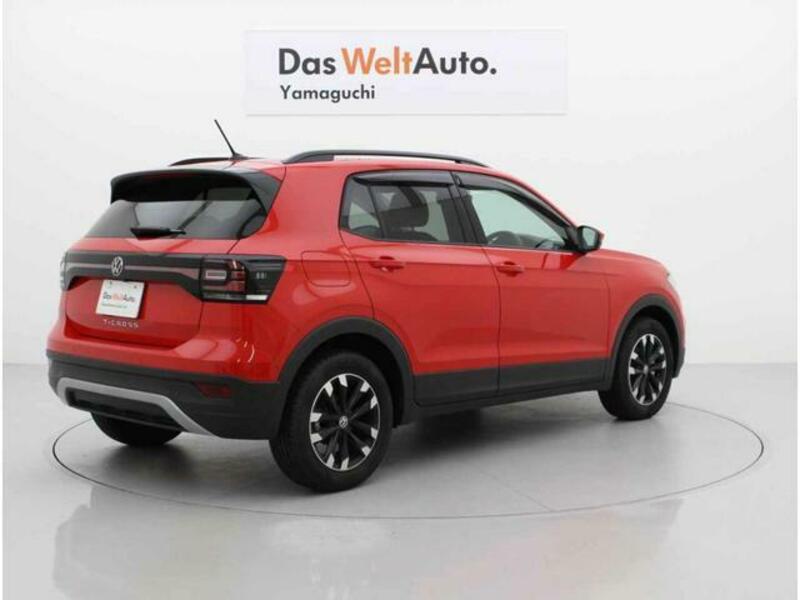 T CROSS