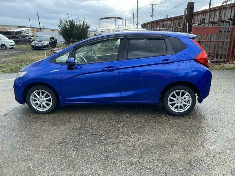 FIT HYBRID