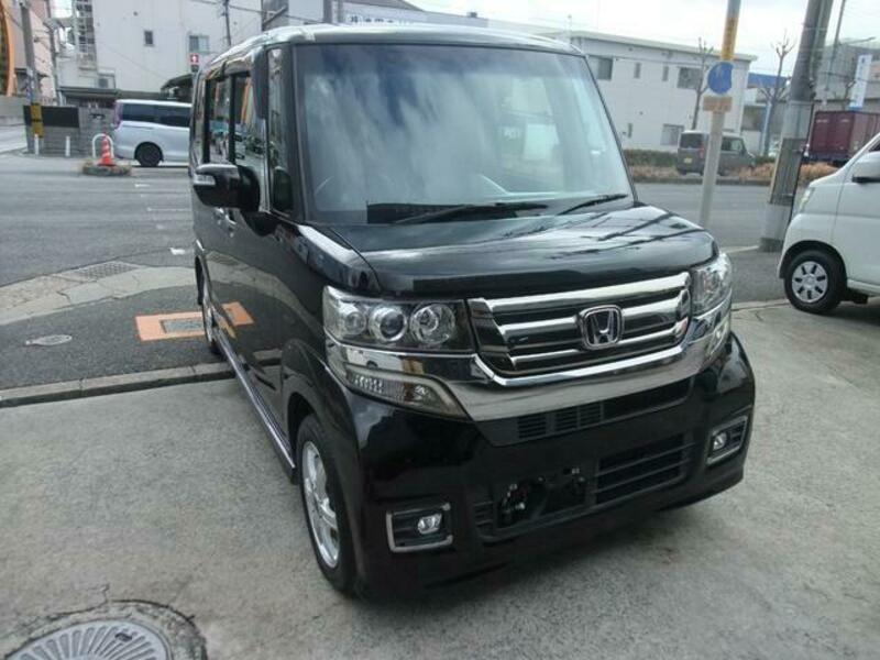 HONDA N BOX CUSTOM