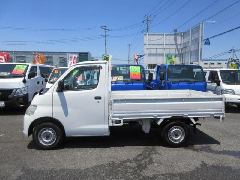 TOWNACE TRUCK