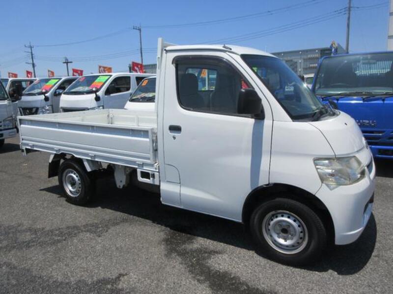 TOWNACE TRUCK