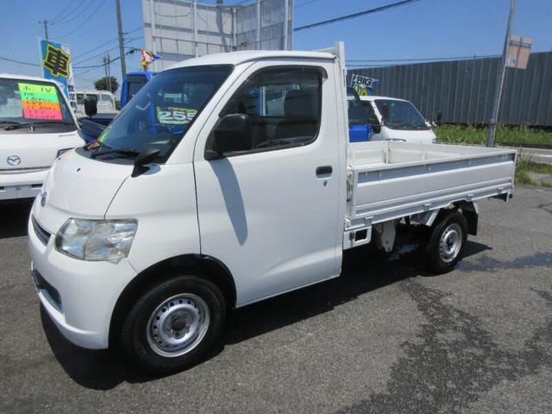 TOWNACE TRUCK