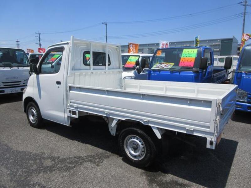TOWNACE TRUCK