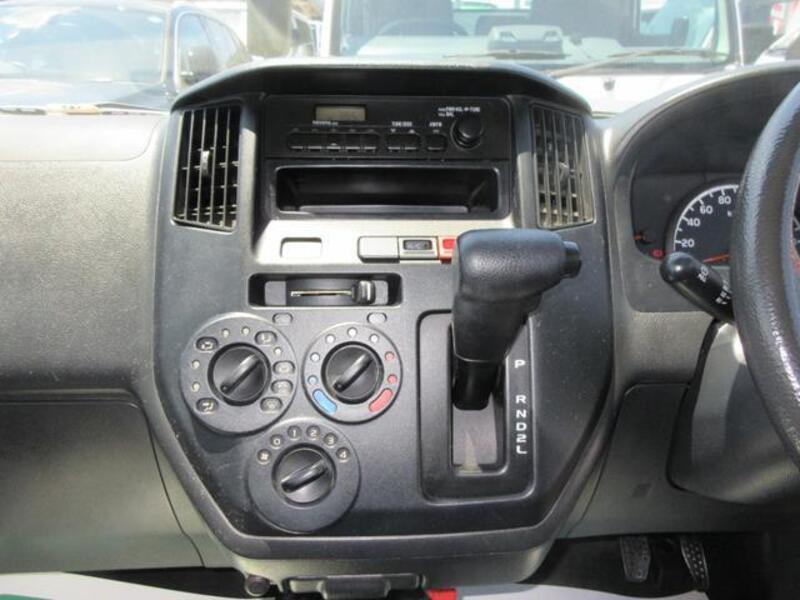 TOWNACE TRUCK