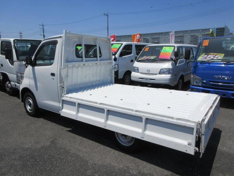 TOWNACE TRUCK