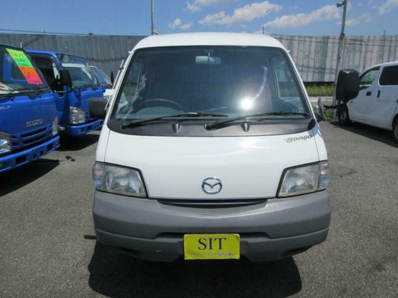 BONGO VAN