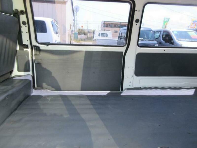BONGO VAN