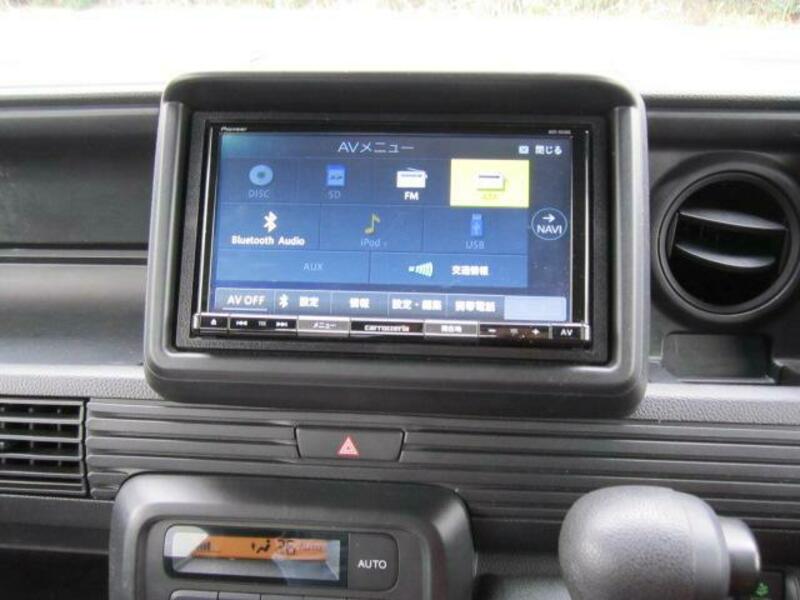 N-VAN