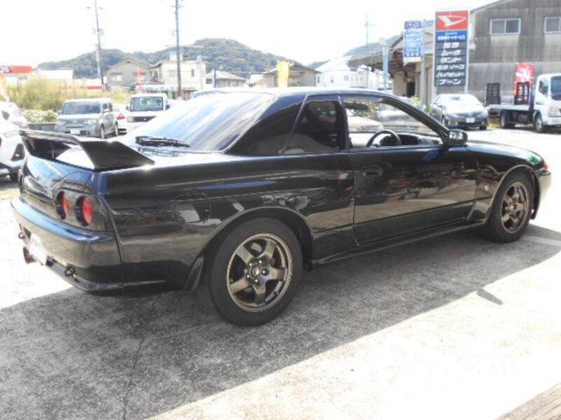 SKYLINE
