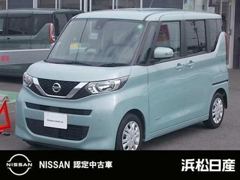 NISSAN ROOX