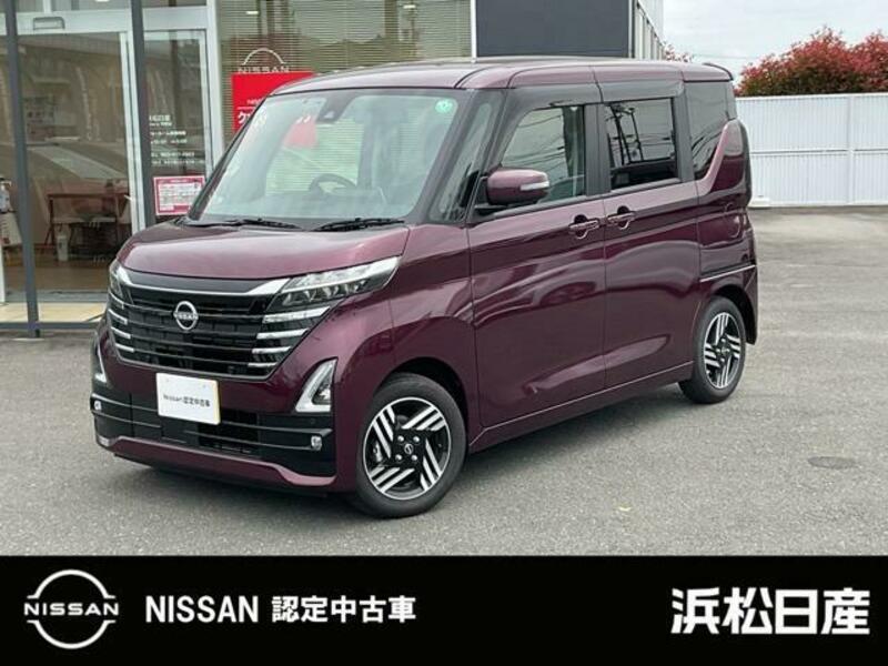 NISSAN ROOX