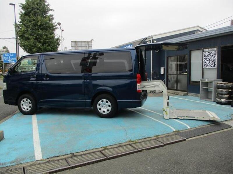 HIACE VAN