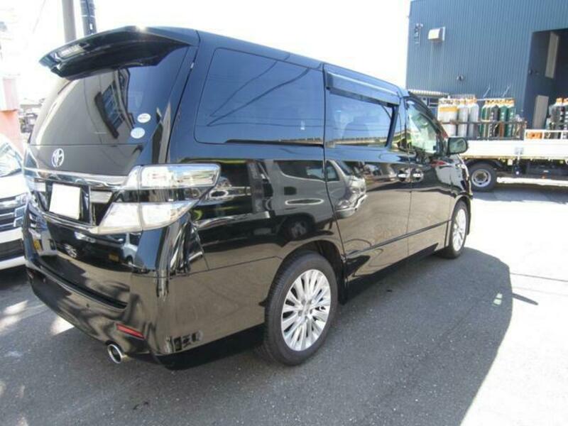 VELLFIRE