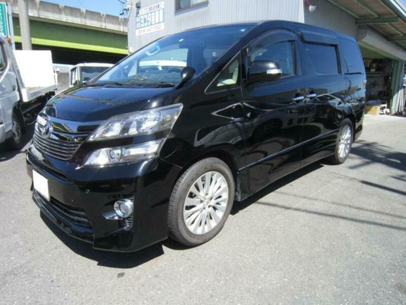 TOYOTA VELLFIRE