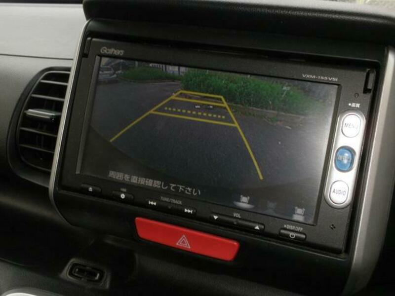 N BOX