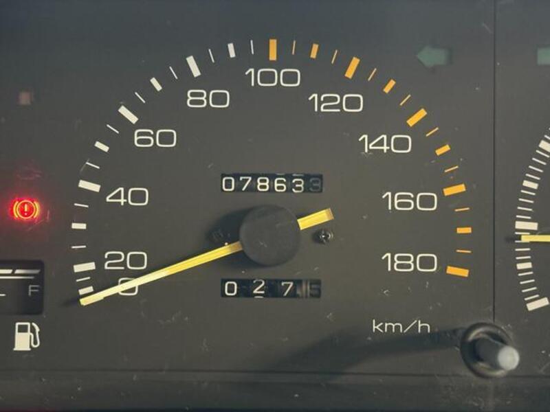 COROLLA LEVIN