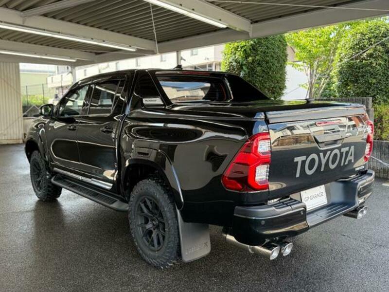 HILUX