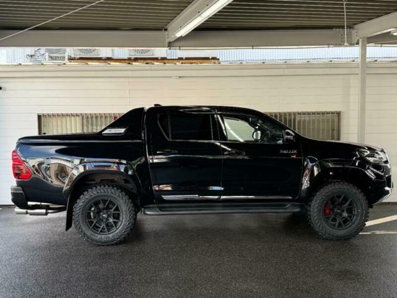 HILUX