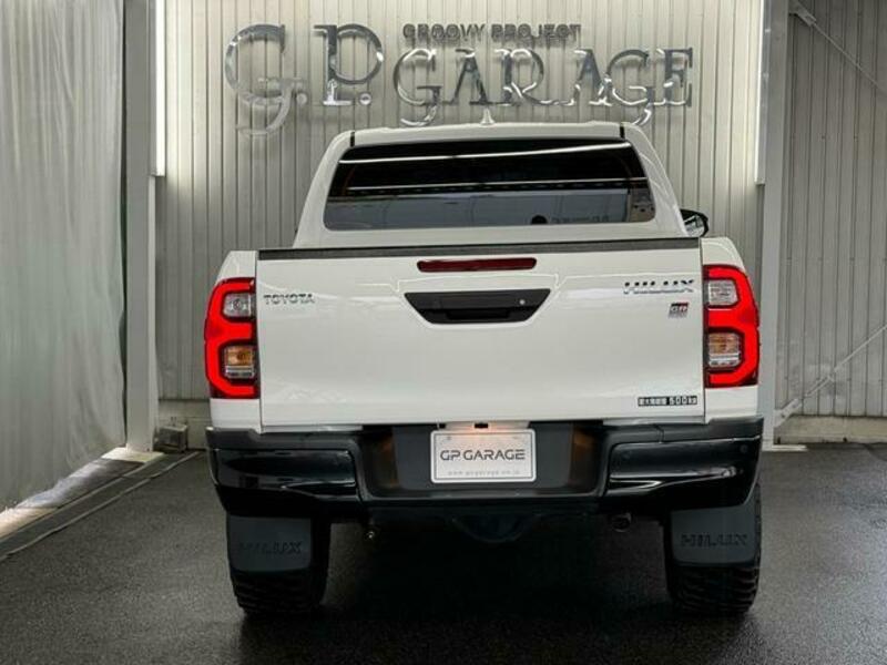 HILUX