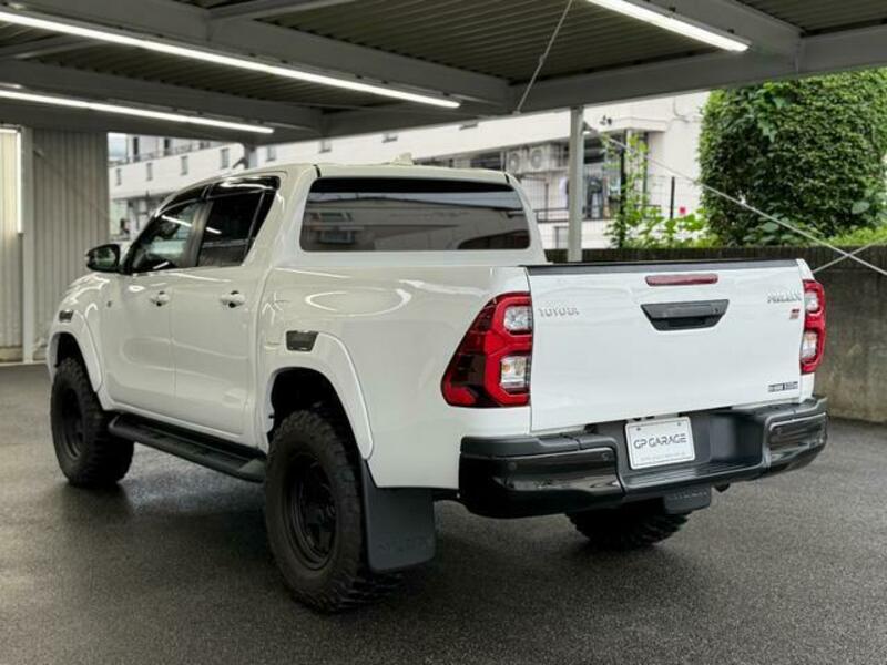 HILUX