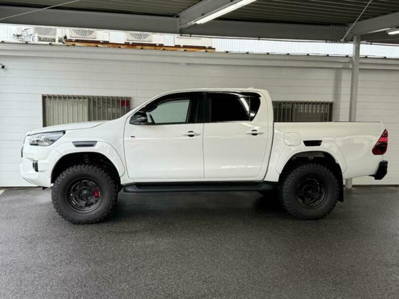 HILUX