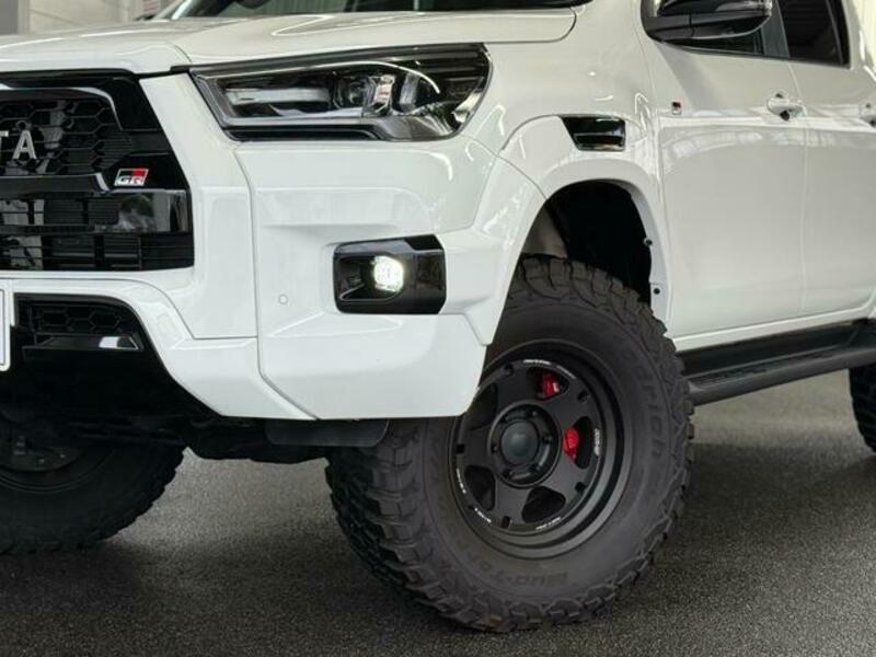 HILUX
