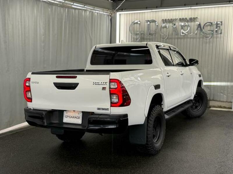 HILUX