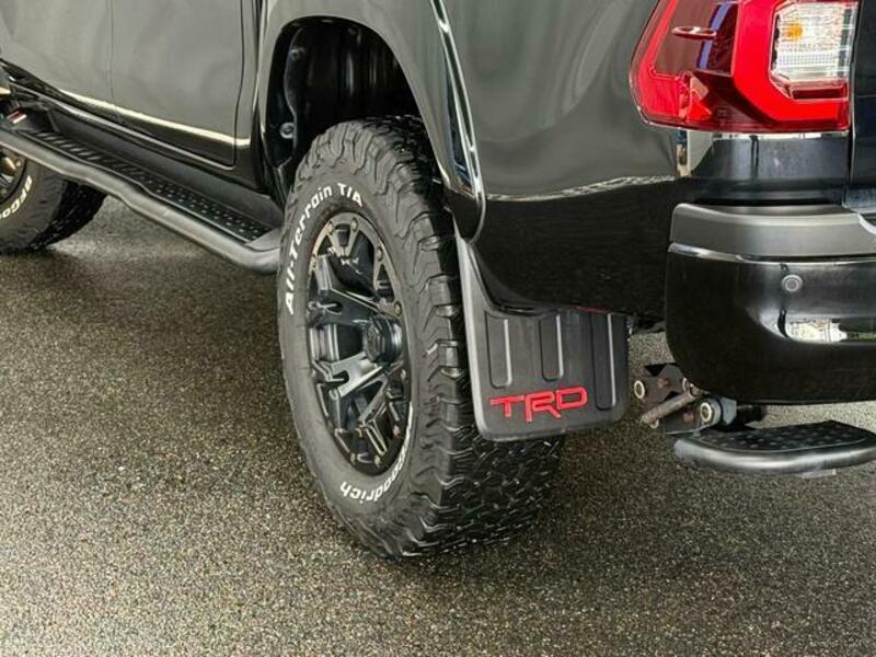 HILUX