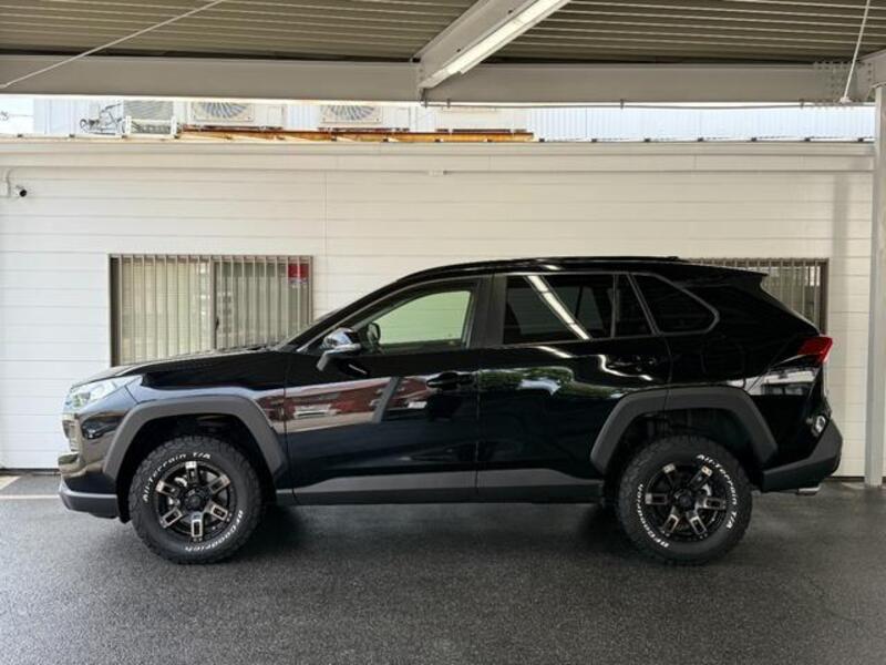 RAV4