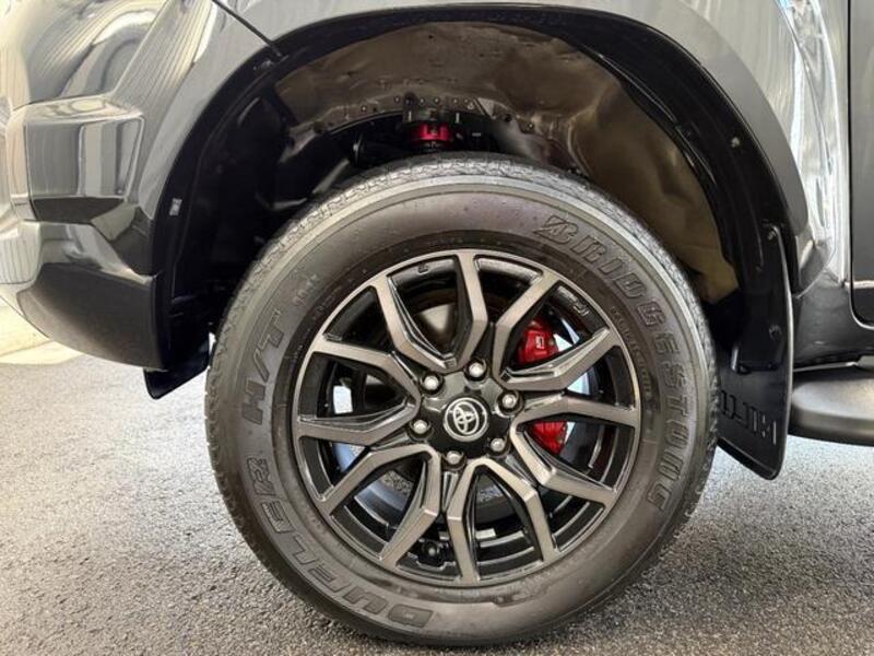 HILUX