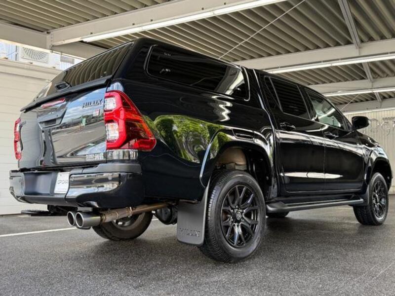 HILUX
