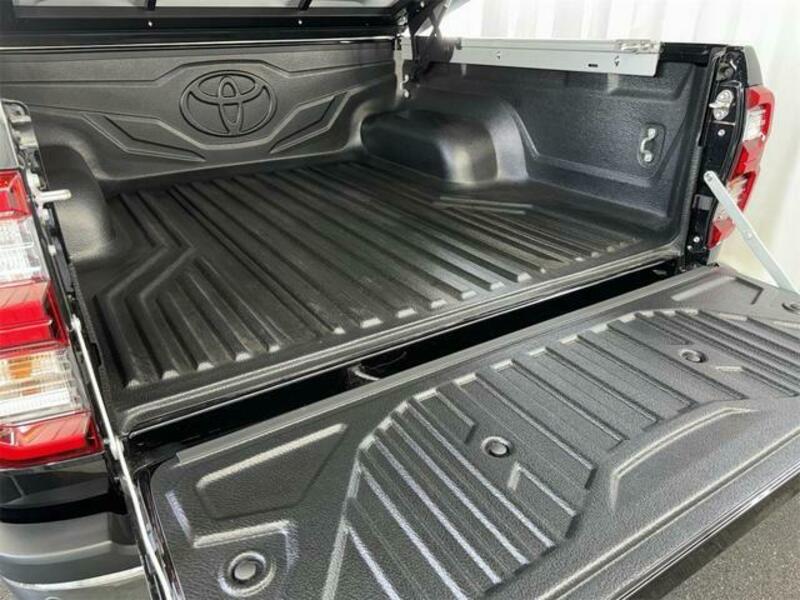 HILUX