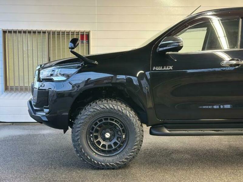 HILUX