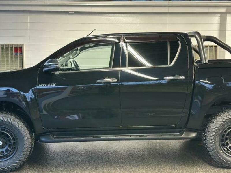 HILUX