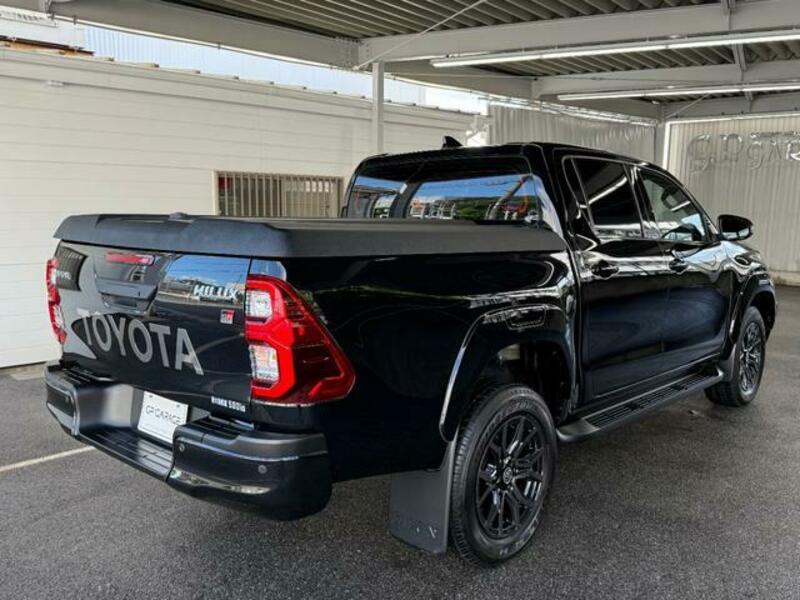 HILUX