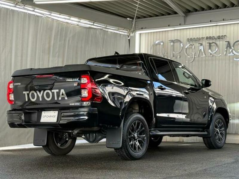 HILUX